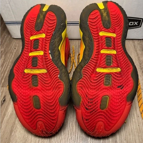 Adidas Dame 8 Disney Incredibles Mr. incredible kids size 4.5 basketball shoes - Picture 4 of 6